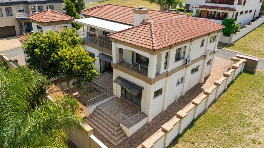 4 Bedroom Property for Sale in Kosmos Ridge North West